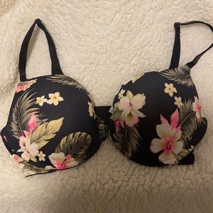 Victoria Secret Bra excellent condition